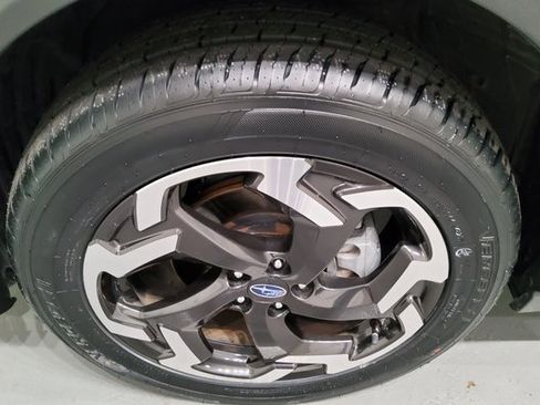 Used 2023 Subaru Crosstrek 2.5i Limited w/ Moonroof Package image 42