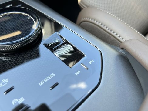 Certified 2026 BMW X3 xDrive30 w/ Premium Package image 15