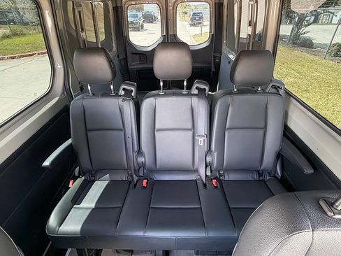 Used 2024 Mercedes-Benz Sprinter 2500 image 7