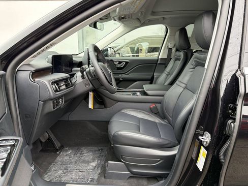 New 2026 Lincoln Aviator Reserve image 5