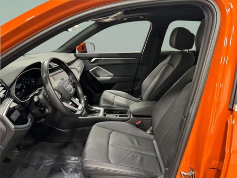 Certified 2022 Audi Q3 2.0T Premium w/ Convenience Package image 23