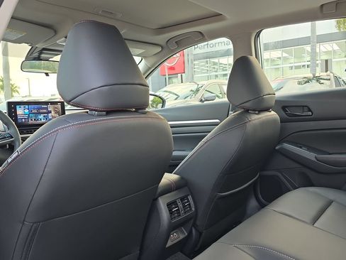 New 2026 Nissan Altima 2.5 SR w/ SR Premium Package FWD image 15