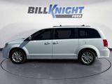 Used 2020 Dodge Grand Caravan SXT image 2