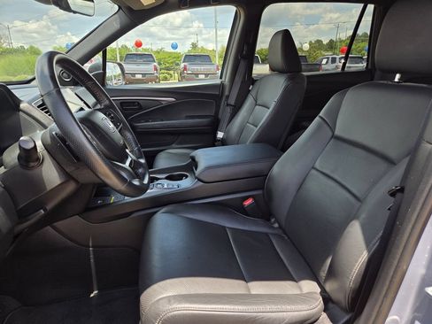 Certified 2024 Honda Passport EX-L image 14