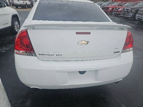 Used 2012 Chevrolet Impala LTZ image 3