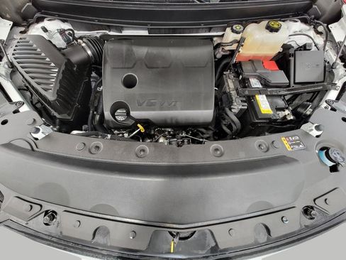 Used 2024 Buick Enclave Essence w/ Sport Touring Edition image 8