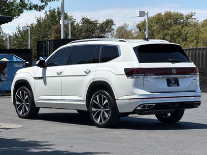 Used 2024 Volkswagen Atlas SEL Premium R-Line