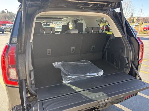 New 2026 Ford Expedition Active AWD/4WD image 20