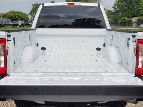 New 2026 Ford F250 XL AWD/4WD image 9