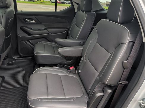 Used 2020 Chevrolet Traverse High Country FWD image 15
