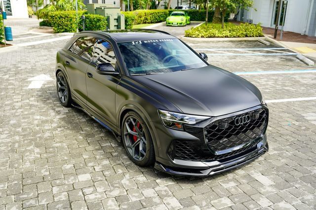 Used 2026 Audi RS Q8 performance AWD/4WD image 39