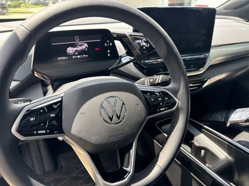 Used 2023 Volkswagen ID.4 Pro S AWD/4WD image 19