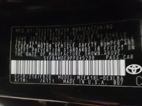 Used 2023 Toyota Corolla LE image 33