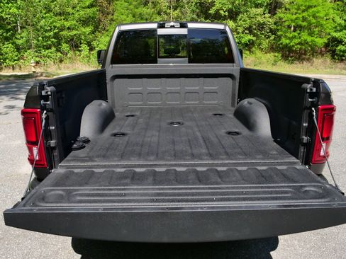 Used 2025 RAM 3500 Big Horn AWD/4WD image 32