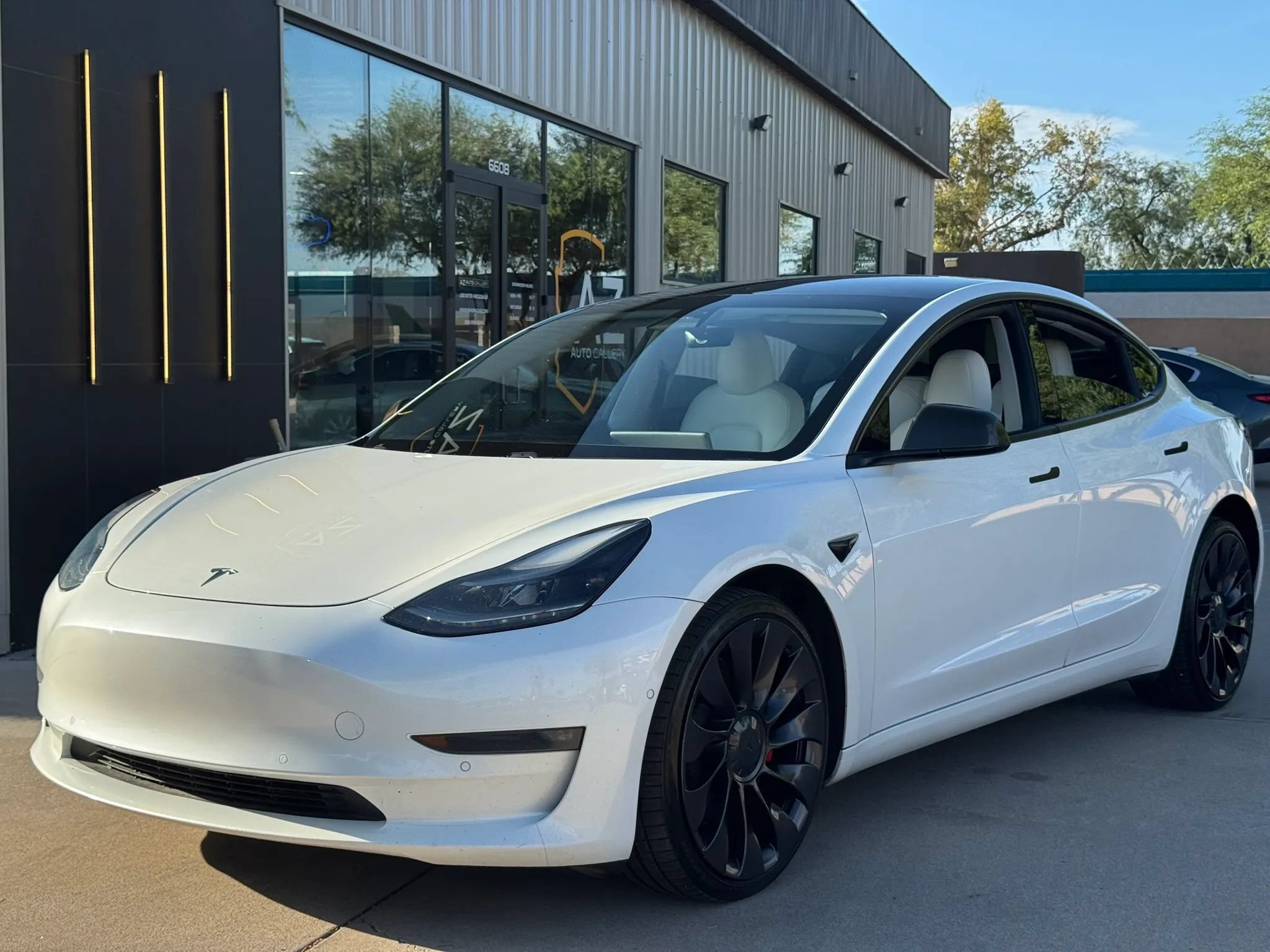 Used 2021 Tesla Model 3 Performance AWD/4WD image 2