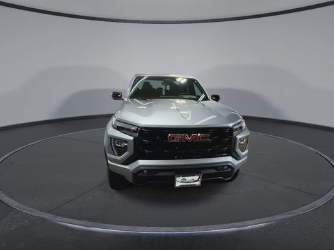 New 2025 GMC Canyon Elevation w/ Convenience Package image 3