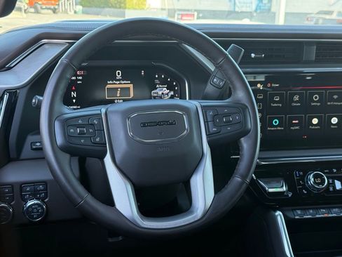 Used 2024 GMC Sierra 3500 Denali w/ Denali Reserve Package image 38