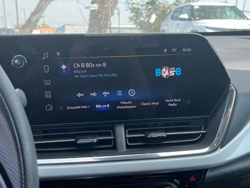 Used 2025 Chevrolet Trax LT image 20