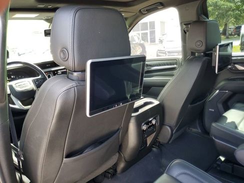 Certified 2022 GMC Yukon XL Denali RWD image 14