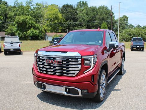 Used 2024 GMC Sierra 1500 Denali w/ Denali Reserve Package RWD image 4