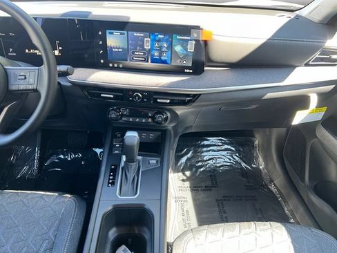New 2026 Nissan Kicks SV AWD/4WD image 15