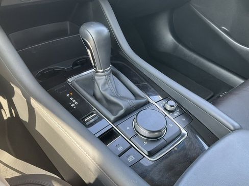 Used 2019 MAZDA MAZDA3 Sedan w/ Premium Package image 9