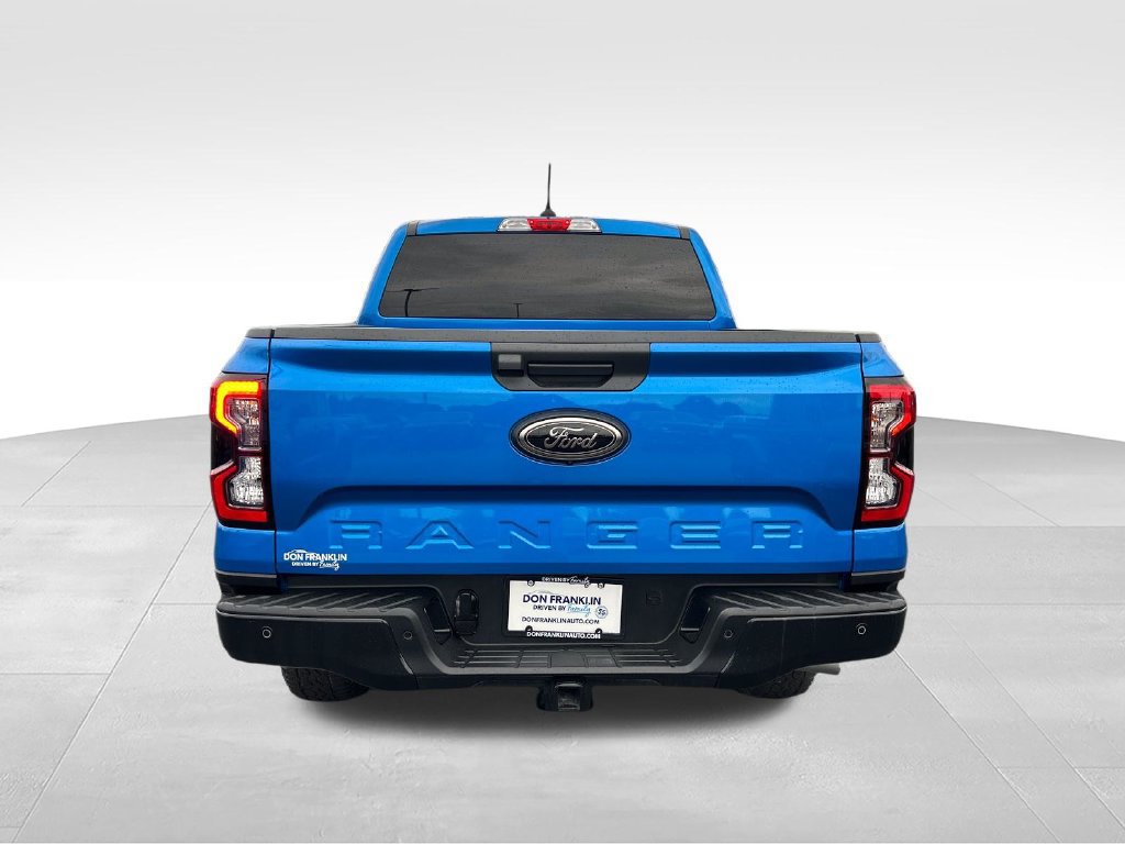 Used 2025 Ford Ranger XLT w/ Black Appearance Package AWD/4WD image 4