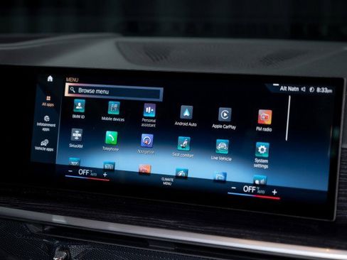 Used 2023 BMW X7 xDrive40i w/ M Sport Package image 15