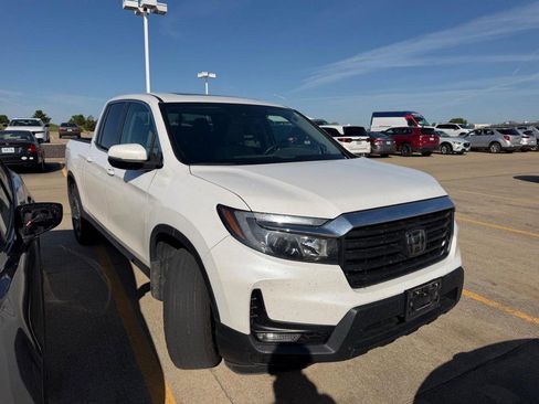 Used 2023 Honda Ridgeline RTL image 2
