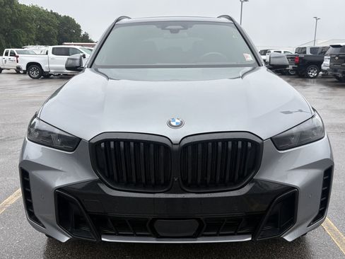 Used 2024 BMW X5 xDrive40i w/ M Sport Package AWD/4WD image 3