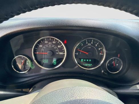 Used 2017 Jeep Wrangler Unlimited Sport w/ Quick Order Package 24S AWD/4WD image 25