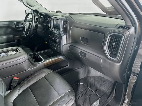 Used 2019 Chevrolet Silverado 1500 RST image 31