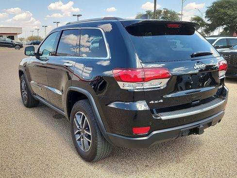 Used 2022 Jeep Grand Cherokee Limited w/ Trailer Tow Group IV AWD/4WD image 3