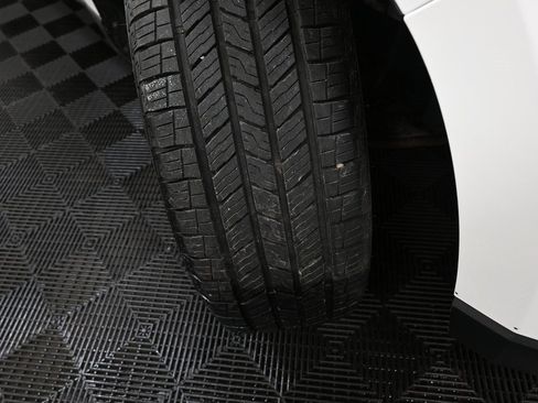 Used 2017 GMC Acadia Limited SLT image 15