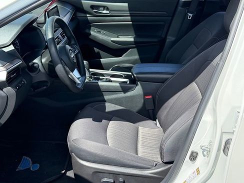 Certified 2024 Nissan Altima 2.5 SV FWD image 20
