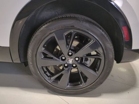 Used 2022 Buick Envision Essence w/ Sport Touring Package image 14