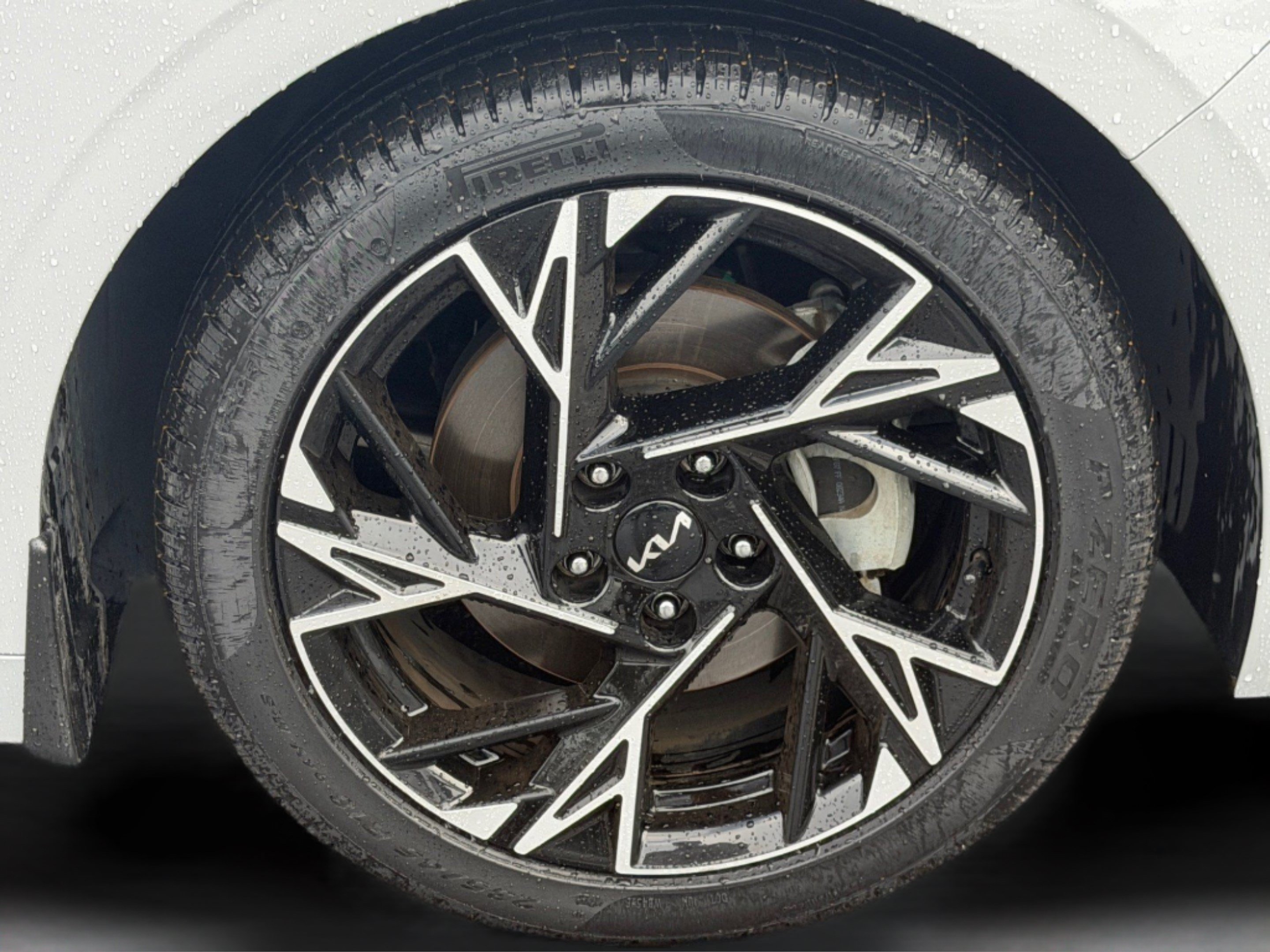 Used 2025 Kia K5 GT-Line w/ GT-Line Premium Package FWD image 12