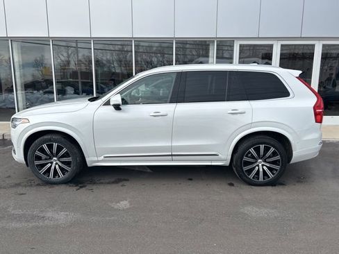 Certified 2025 Volvo XC90 B6 Plus image 2