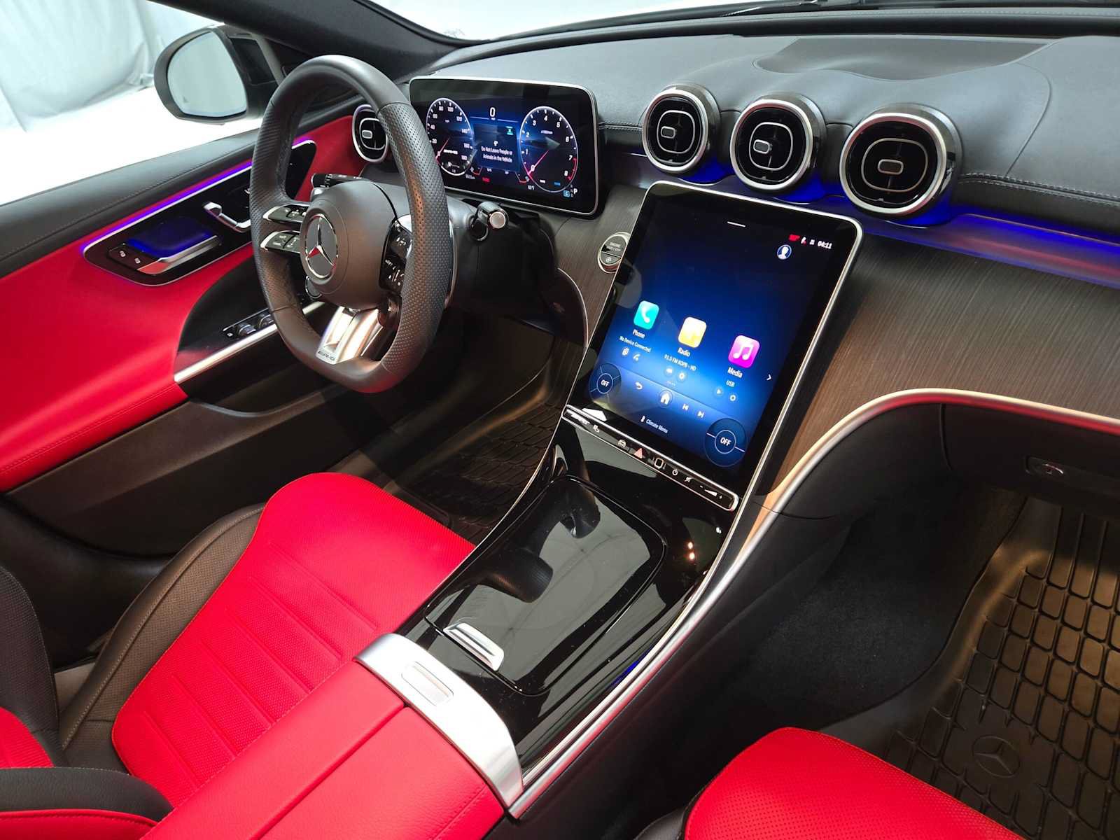Certified 2026 Mercedes-Benz C 43 AMG 4MATIC Sedan image 10