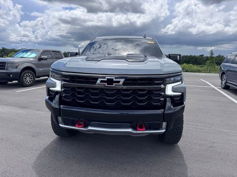 Used 2024 Chevrolet Silverado 1500 ZR2 w/ Technology Package AWD/4WD image 8
