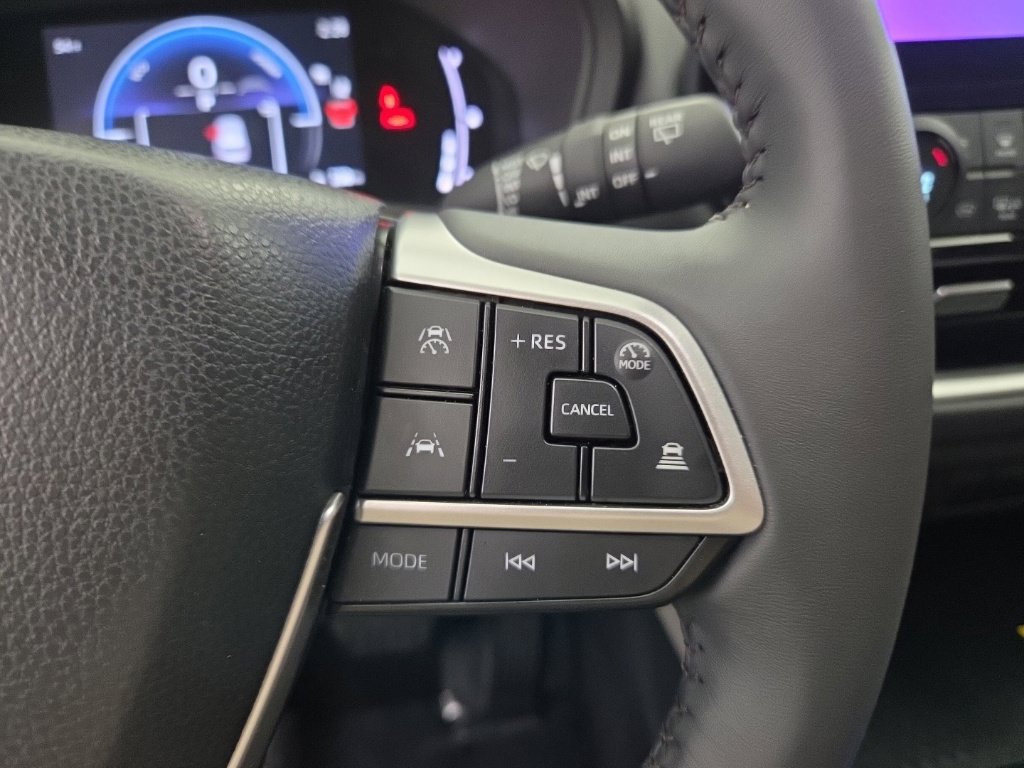 Used 2026 Toyota Grand Highlander AWD Hybrid image 35