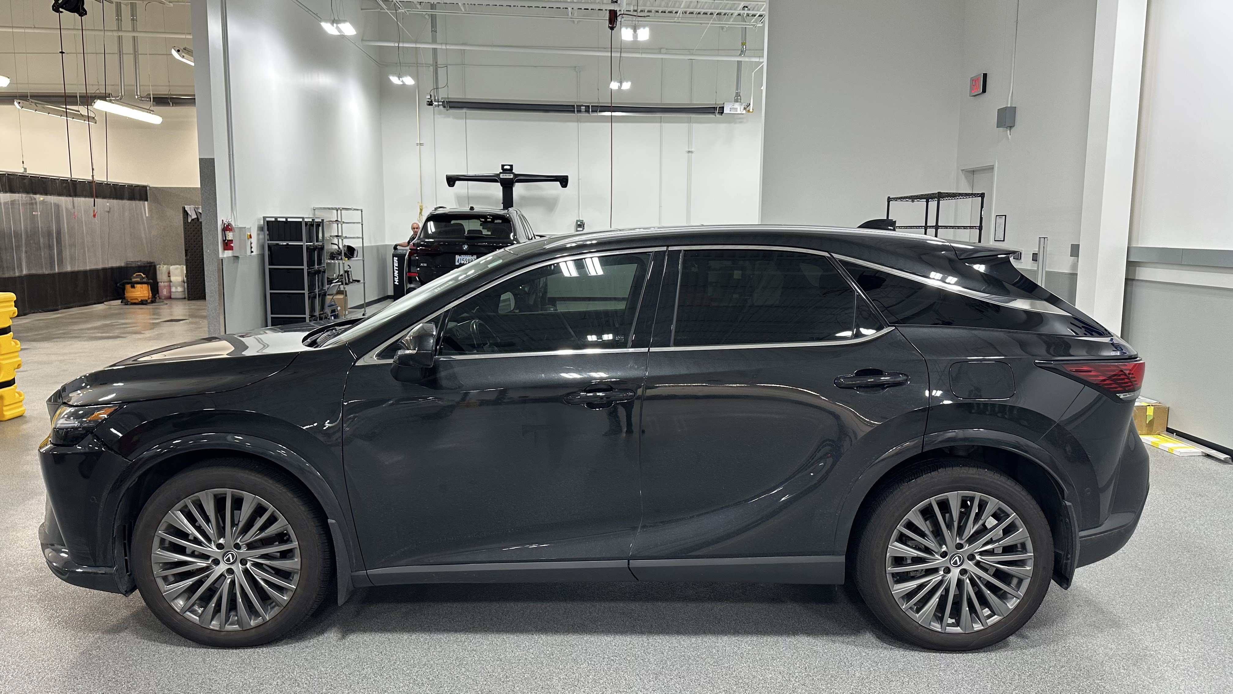 Used 2024 Lexus RX 350 AWD w/ Convenience Package image 7