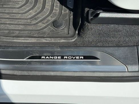 New 2026 Land Rover Range Rover Sport SE AWD/4WD image 13