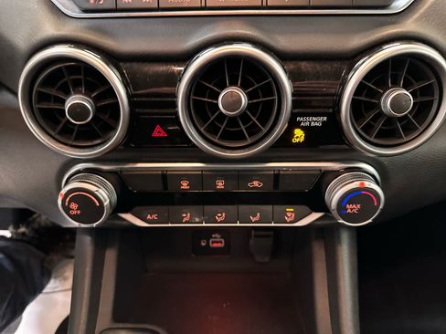 Certified 2022 Nissan Sentra S image 17