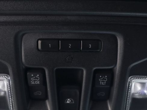 Used 2022 GMC Sierra 2500 AT4 w/ AT4 Premium Plus Package AWD/4WD image 35