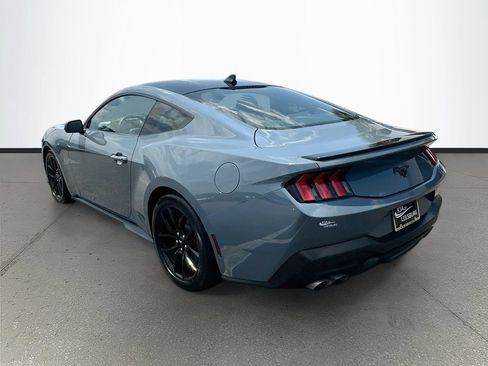 Used 2024 Ford Mustang Coupe RWD image 5