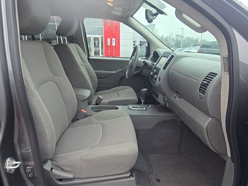 Used 2021 Nissan Frontier SV image 13