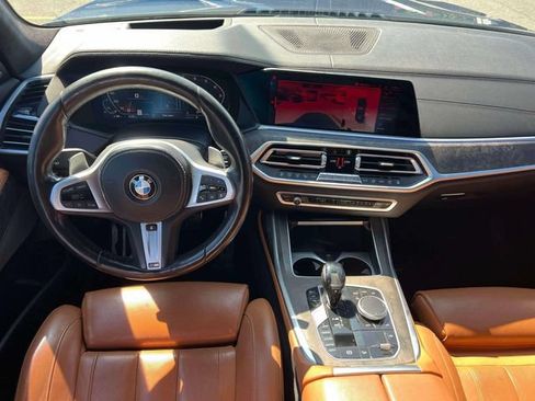 Used 2020 BMW X7 M50i w/ Dynamic Handling Package AWD/4WD image 20