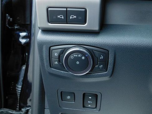 Used 2022 Ford F250 Platinum image 40