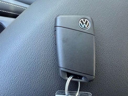 New 2026 Volkswagen Jetta SE FWD image 29